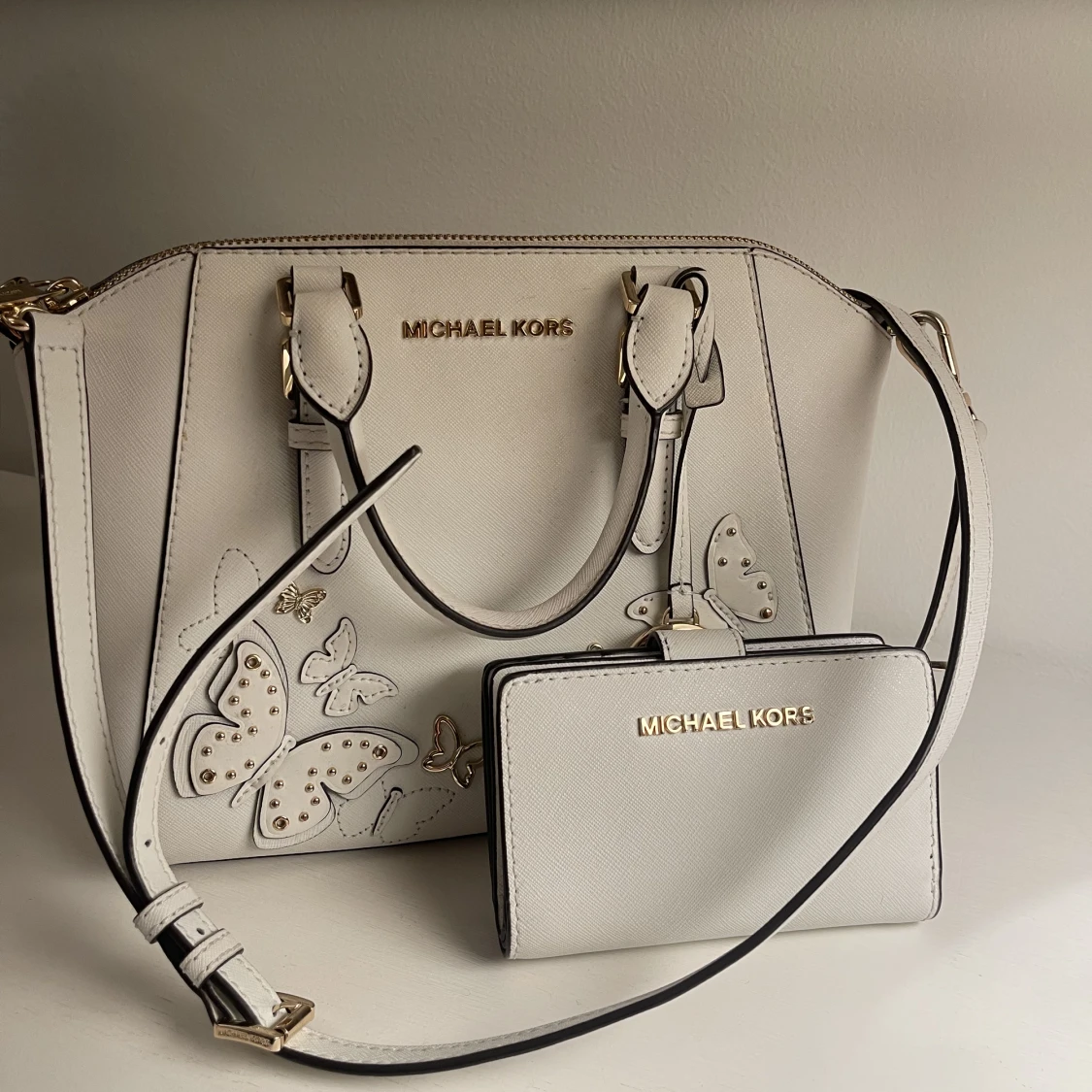 Michael kors väska/plånbok  - 90