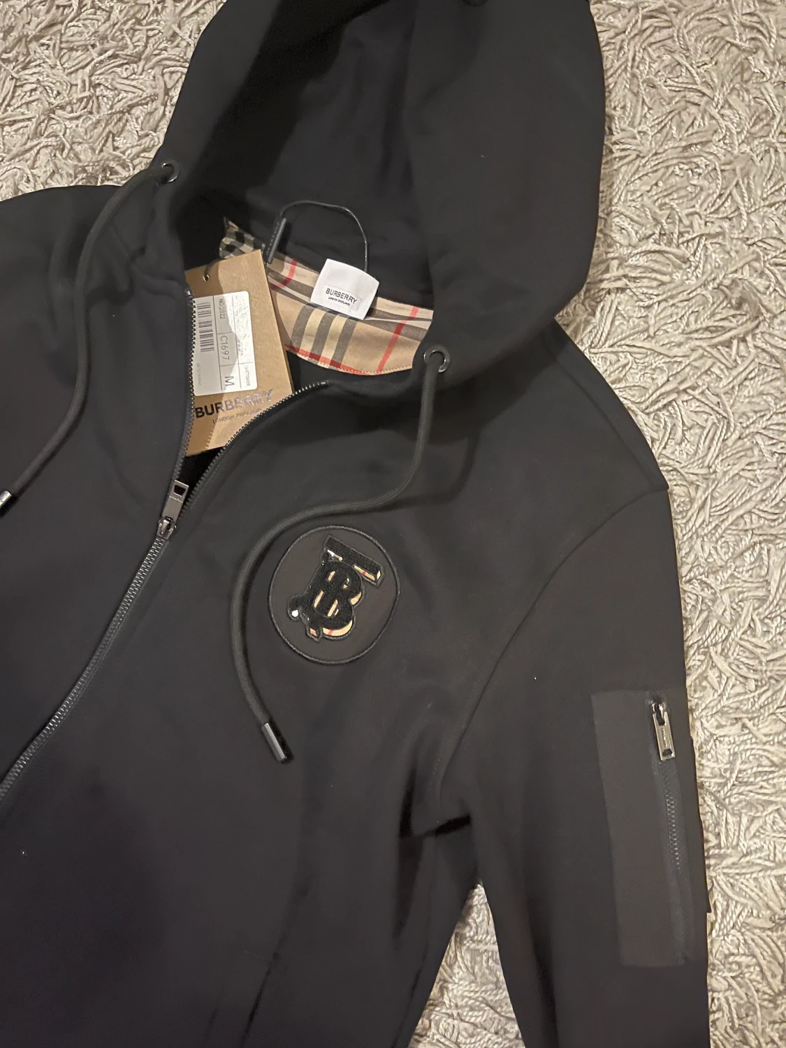 Burberry kofta  - 90