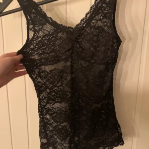 Spets body - Inte min stil ej använd storlek s/m