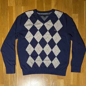 Tommy Hilfiger Stickad - Fint skick!