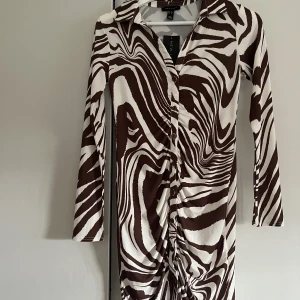 Zebra klänning - Oanvänd