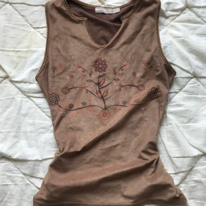 Höst topp🍁 - Mocka linne i strl xs-s! Så fint men har blivit för litet för mig😢 fint skick köpt second hand men från zara. 