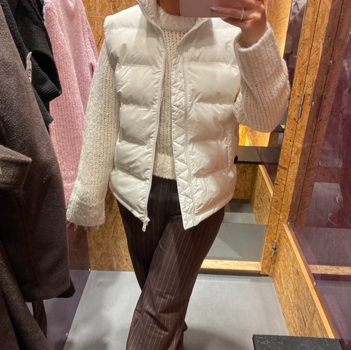 Vit och rosa stickad tröja!