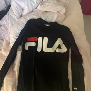 Fila tröja - Fila tröja i storlek xs