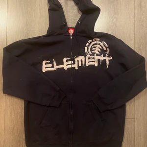 Zip up - En snygg zip up hoodie i grå/blå/svart färg, oversized och snygg💕