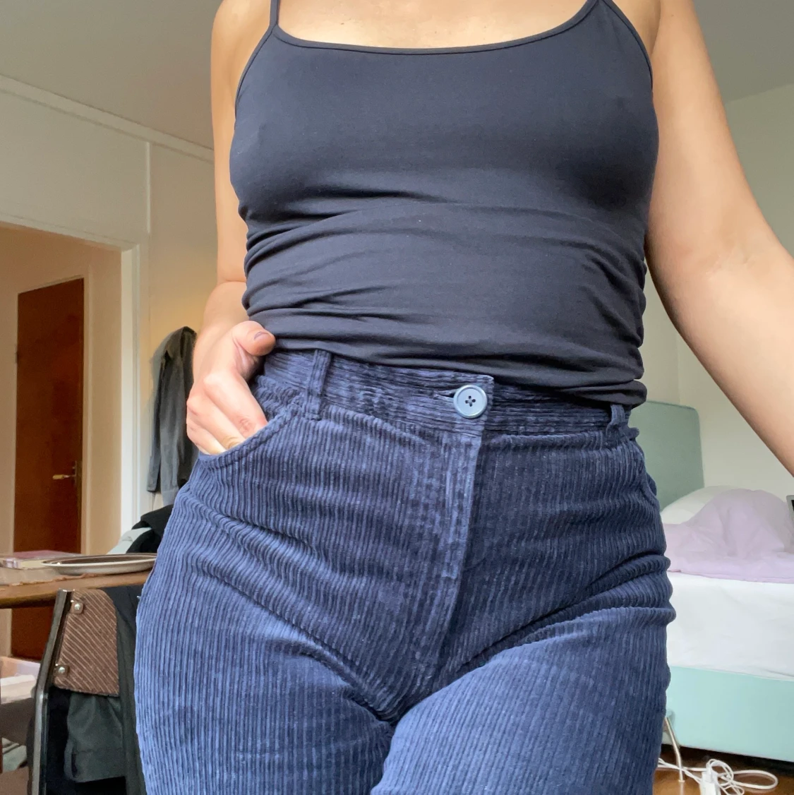 Mörkblåa manchesterbyxor 💙