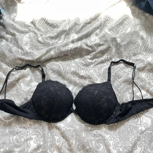 Bh🖤 - Bh med lite push up🖤