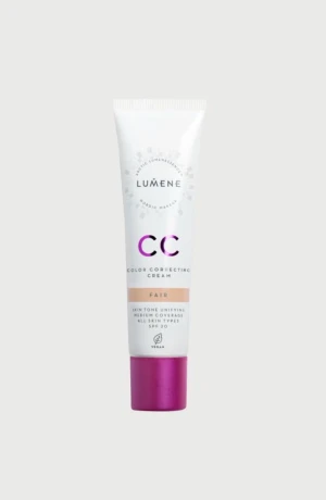 Lumene cc cream - Säljer denna cc cream från h&m i färgen ”fair”. Nypris 199kr och säljer för 150kr. Säljer pga att den var för mörk för min hy och har köpt en till i en annan färg. Använt en gång. Köparen står för frakten❤️