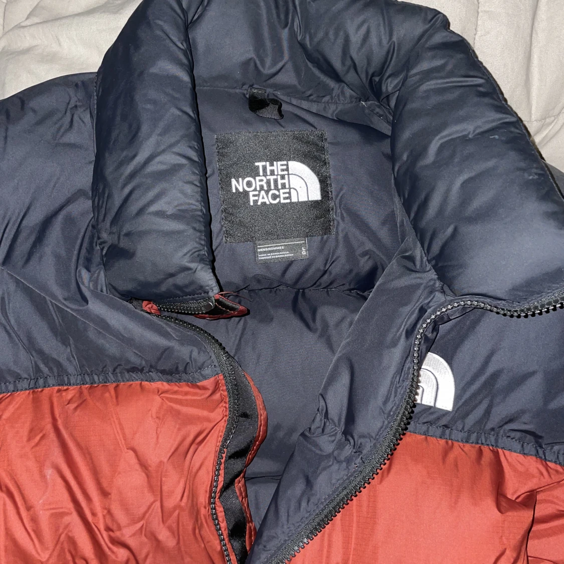 The North Face - röd pufferjacka - perfekt för skidåkning - 91