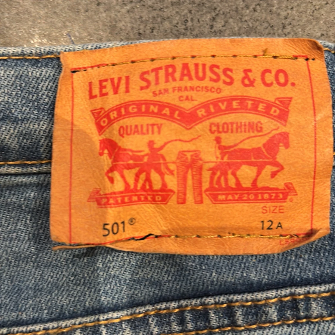 Levis 501 jeans i ljusblå denim - 91