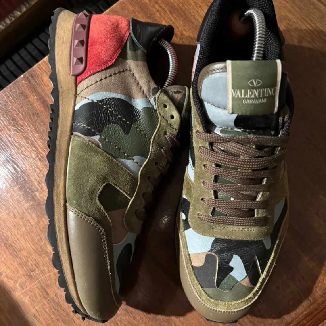 Valentino Garavani sneakers i camouflage - 91