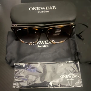 Onewear Glasögon - Rayban identisk glasögon från onewear Ny pris 549kr. MIT pris 440