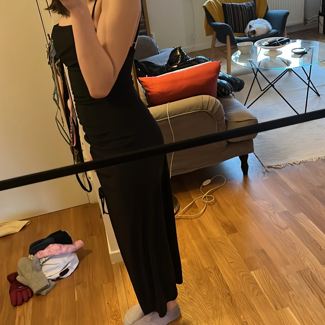 Svart klänning - 22