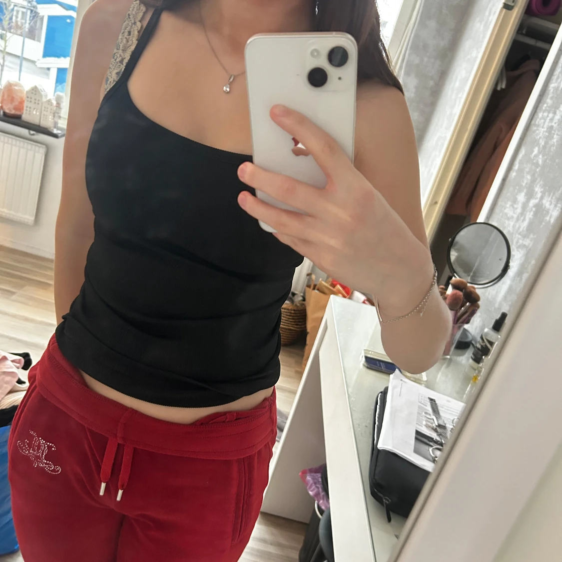 Svart ribbad linnetopp från Stronger - 92