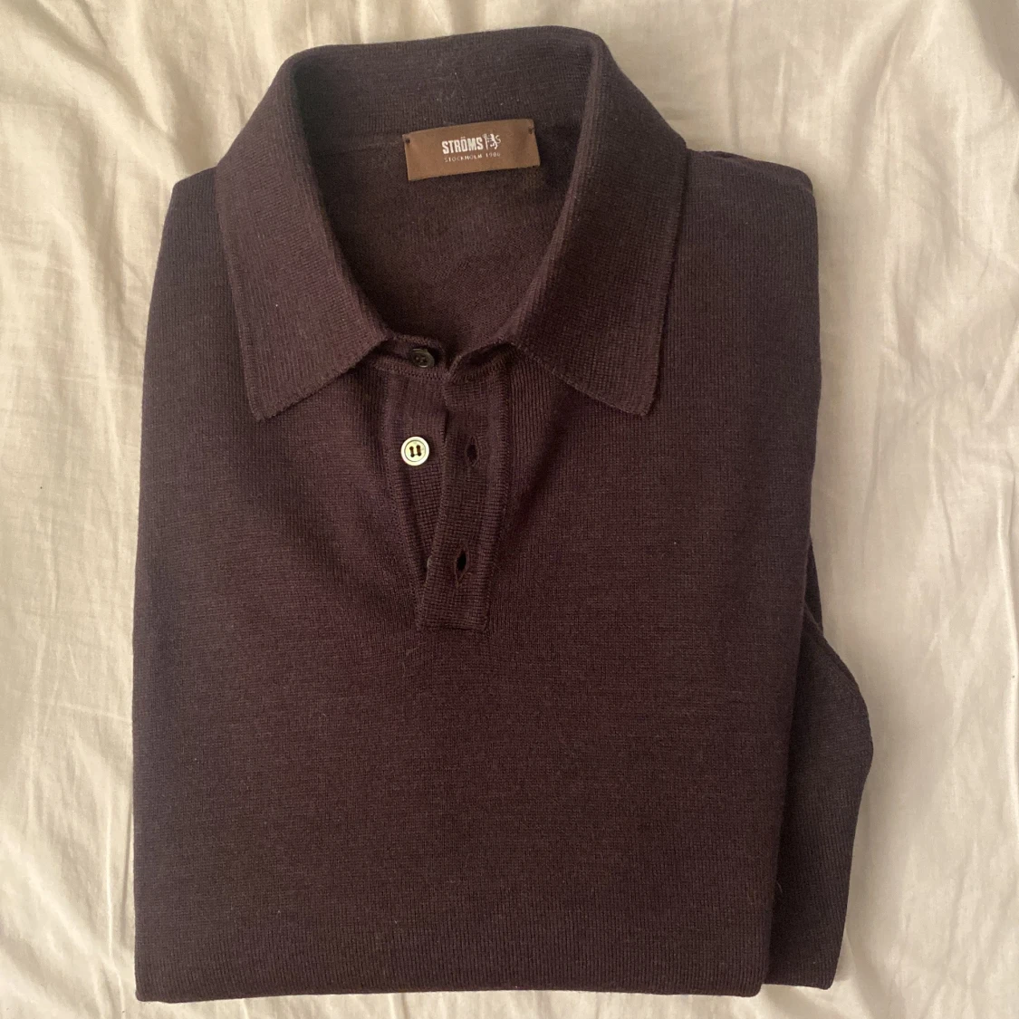 Mörkbrun pikétröja från Ströms