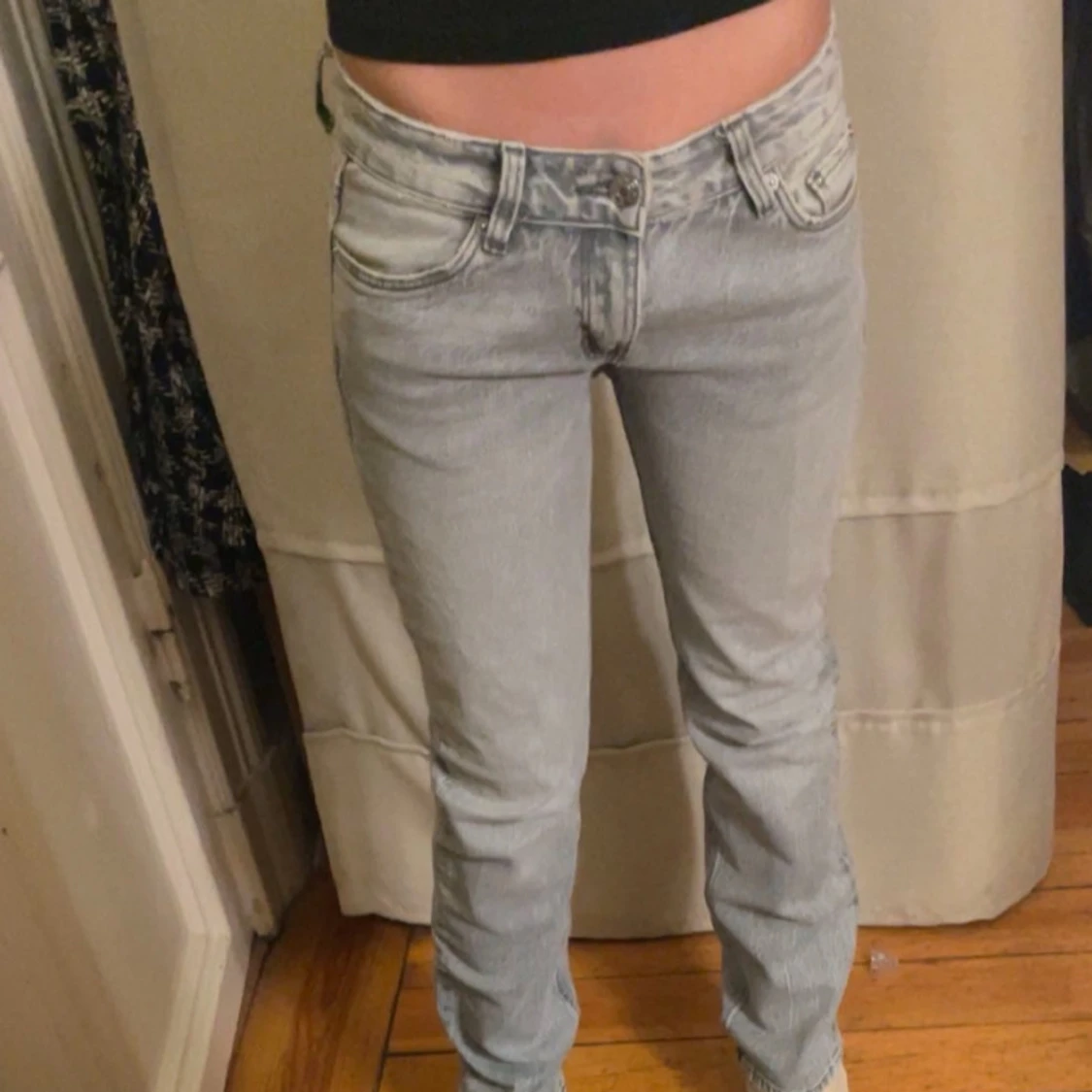 Ljusgråa jeans - 91