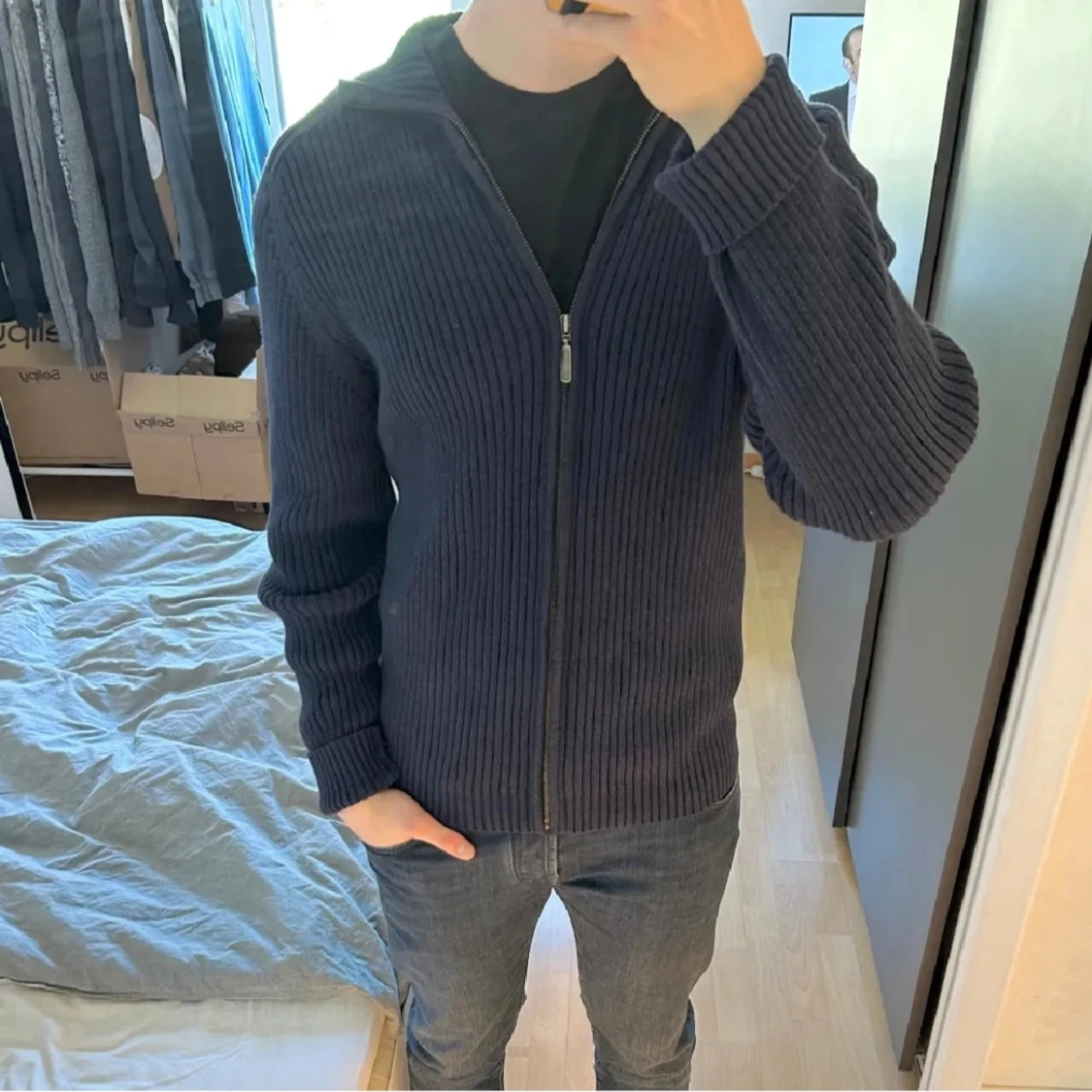 Stickad fullzip-tröja i toppskick! - 90