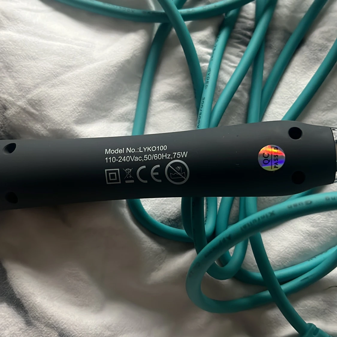 Svart locktång med flera tillbehör - 91