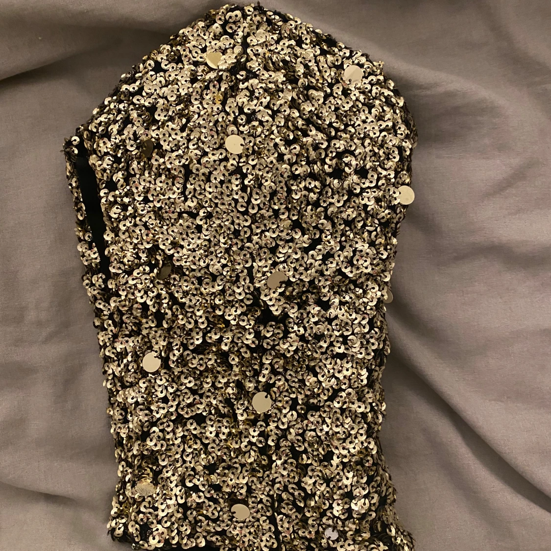 Glittrig tubtopp med paljetter - 90