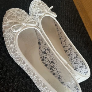 Ballerinaskor - Ballerinaskor i bra skick