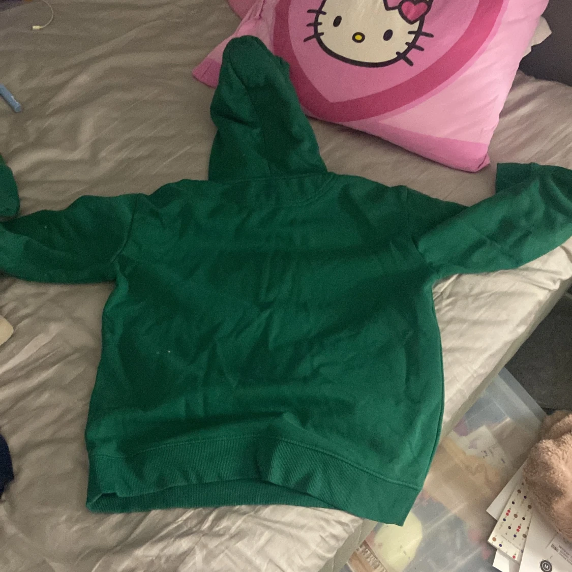 Grön hoodie - 91