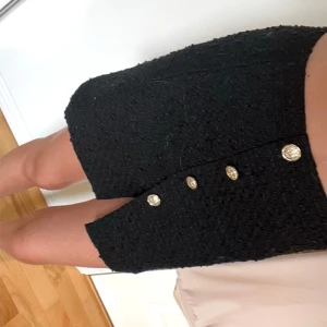 KJOL - Cool kjol med Chanel-liknande material!!😍