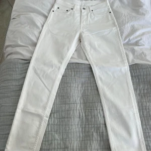 Acne jeans - Aldrig använda