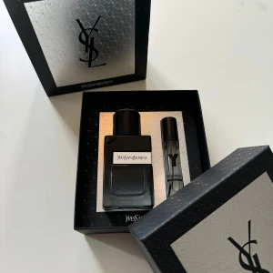 YSL EDP  - Säljer Yves Saint Laurent Y Edp, sjukt bra doft. Original box följer med, använd fåtal gånger så uppskattningsvis totalt 60ml kvar. Tveka inte på att höra av er!