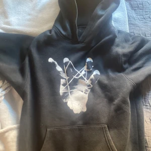 Playboi carti WLR Hoodie  - Playboi carti WLR Hoodie  Storlek M