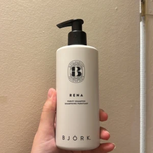 Schampoo  - Jättemycket kvar 