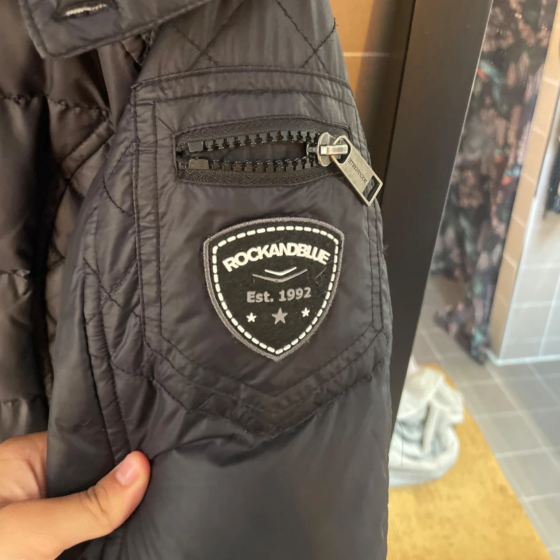 ROCK AND BLUE JACKA! - 90