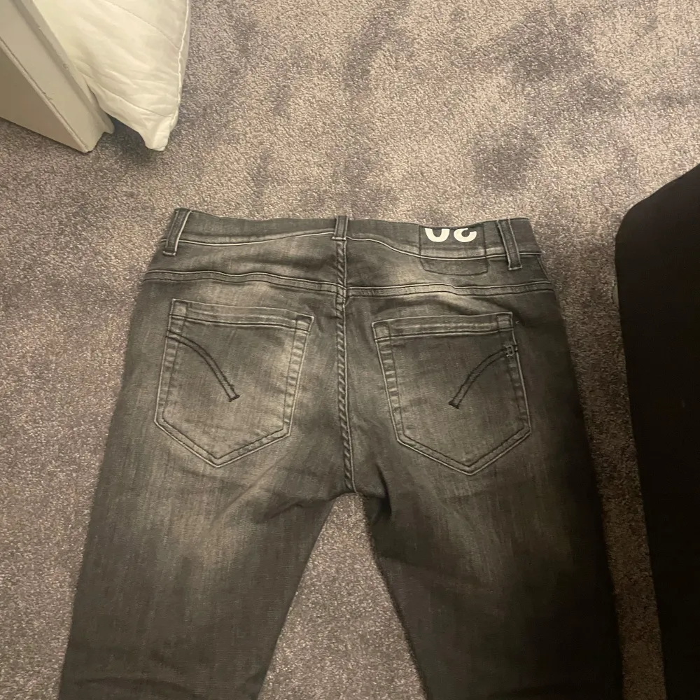 Dondup jeans i storlek 30 riktigt bra skick.. Jeans & Byxor.