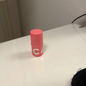 Caia blush - En ny caia blush. Köpt för 225 och aldrig använd. I färgen berry smoothie 🫐🍓