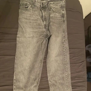 Jack & Jones jeans - Inga defekter, andvänds inte längre