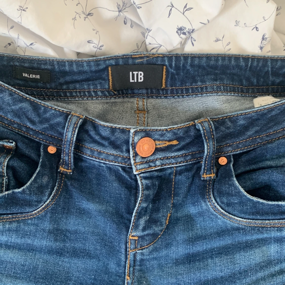 Blå jeans från LTB modellen Valerie - 91