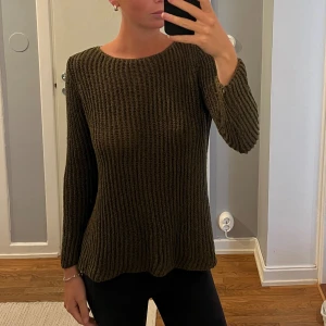 Myströja - Perfekt höst tröja från H&M 🖤