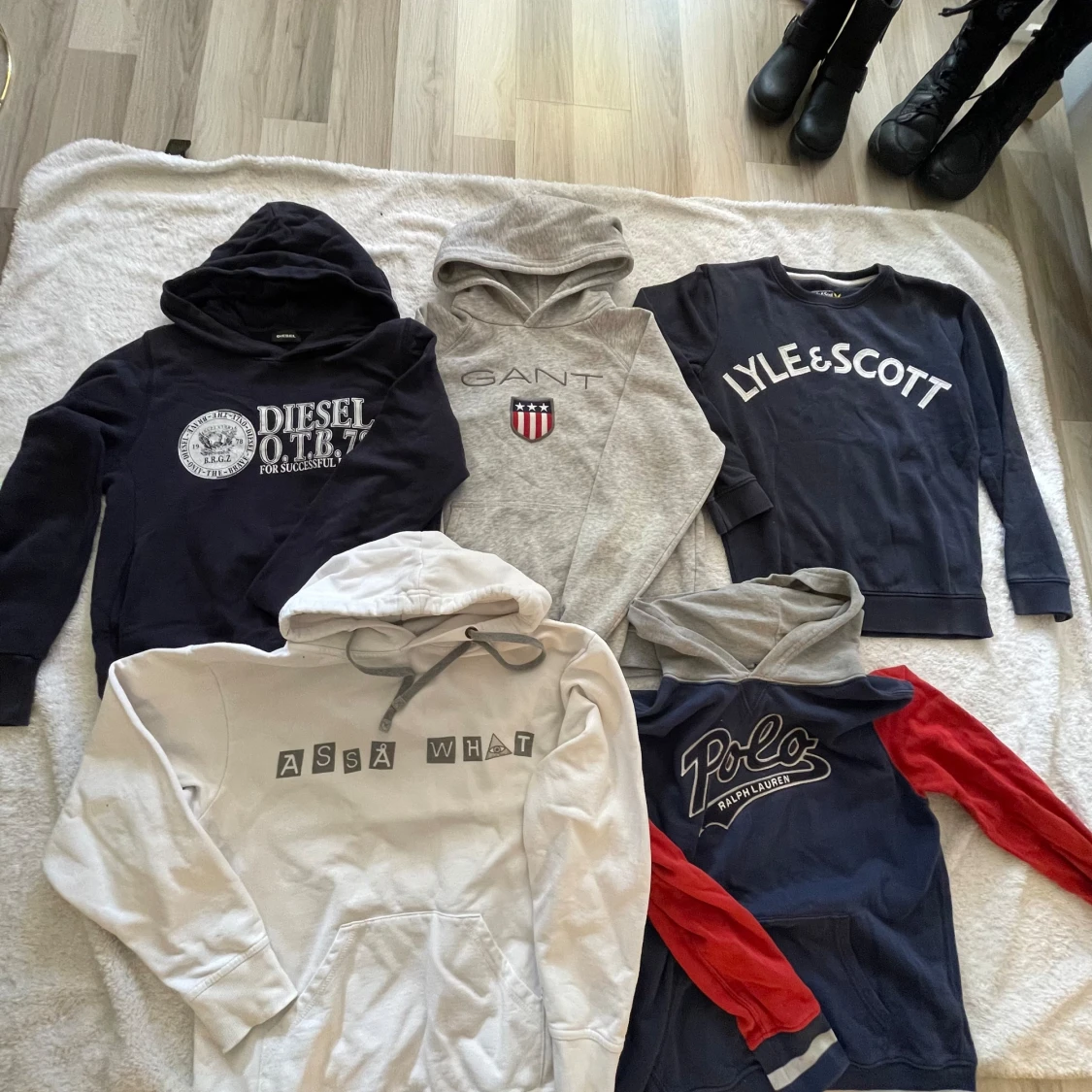 Klädpaket - tröjor - 90