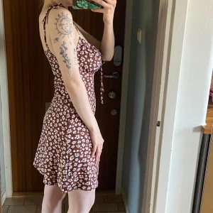 Klänning - Supersöt sundress som jag aldrig använt pga lite liten!