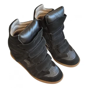 Isabel Marant skor - Super snygga Isabel Marant skor. Säljer då de inte längre används. 😇