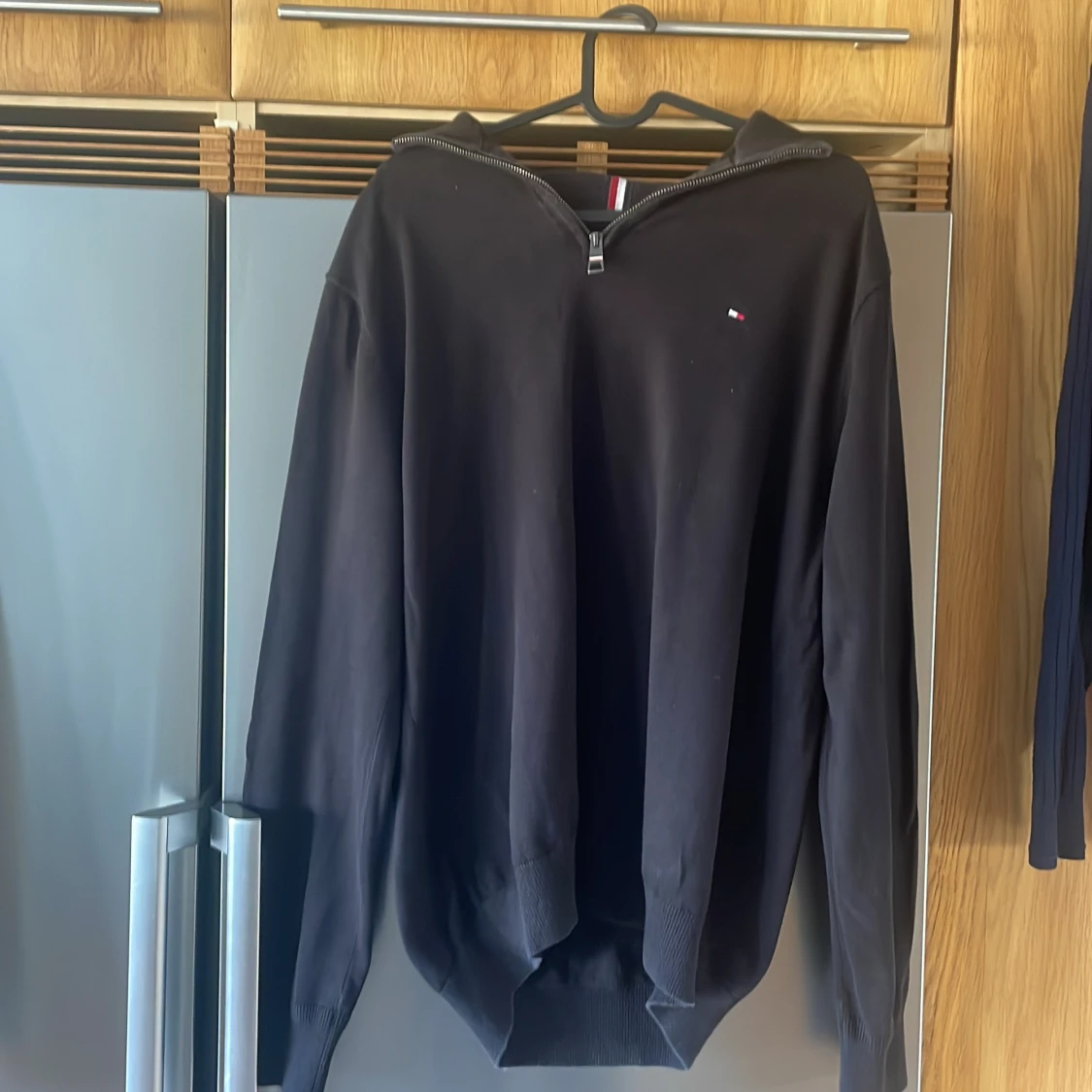 Svart Tommy Hilfiger zip up 