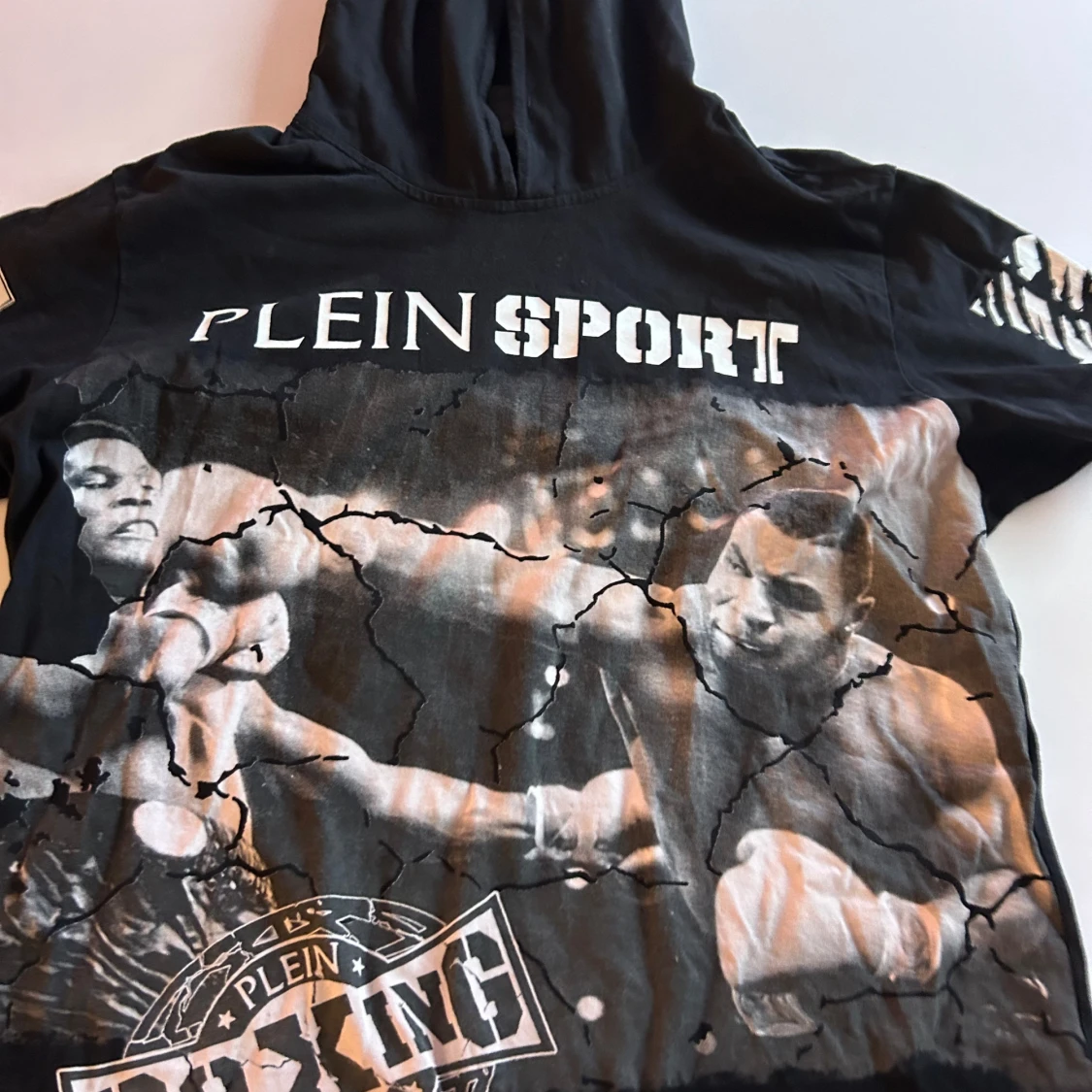 Plein Mike tyson finns inte att få tag på nästan