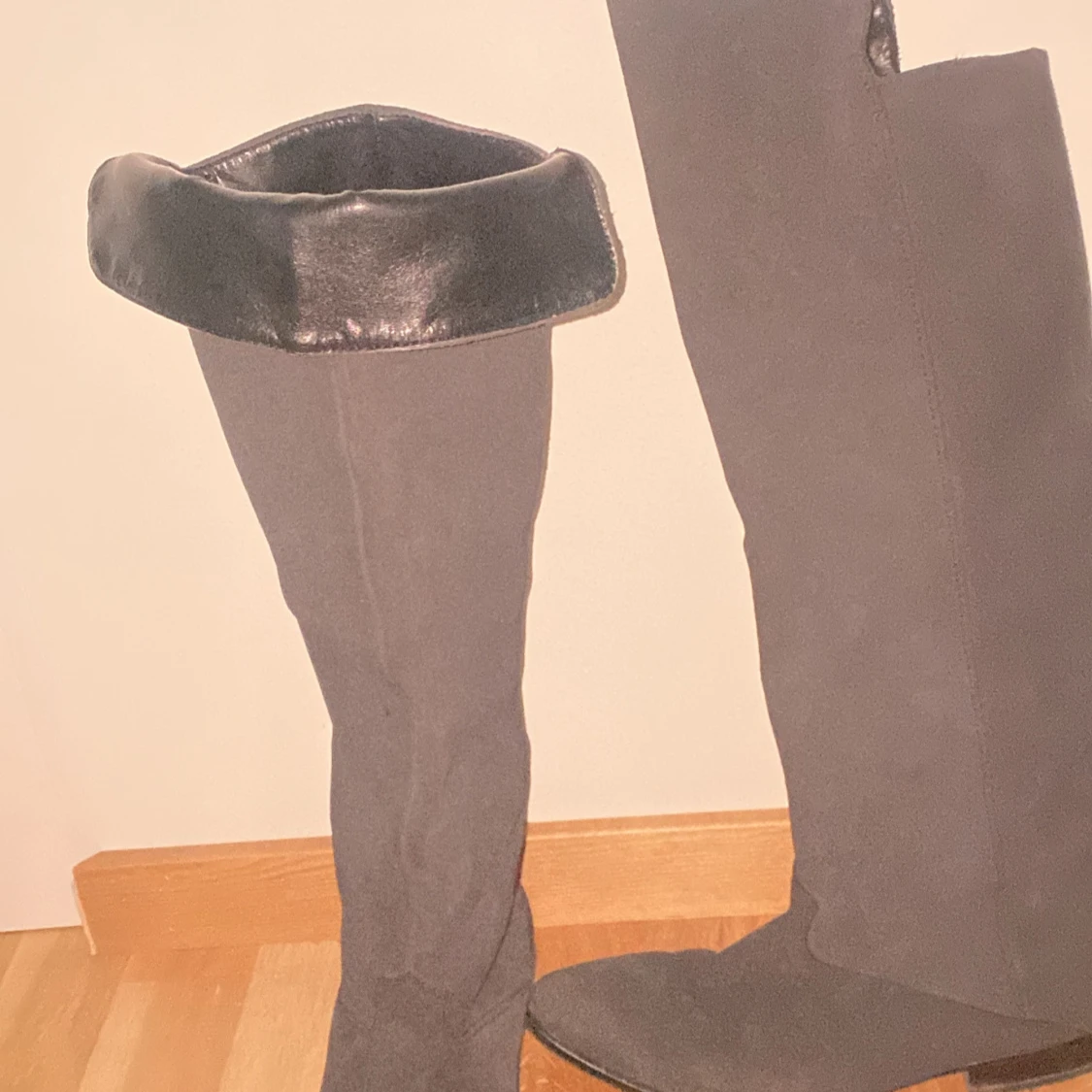 Svarta höga stövlar - 92