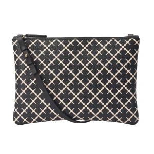 Marlene Birger väska - Säljer min sååå snygga Marlene Birger då den inte kommer till användning❣️skriv för egna bilder!!