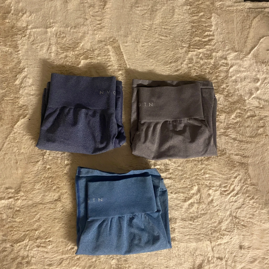 NVGTN shorts, nyskick