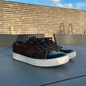 LANVIN SKOR - Lanvin använda i typ 2 månader sen tröttna jag skick typ 9/10 har såklart box och kvitto