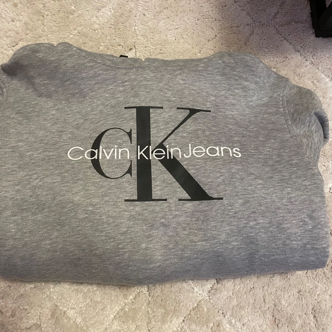 Grå hoodie Calvin Klein - 90