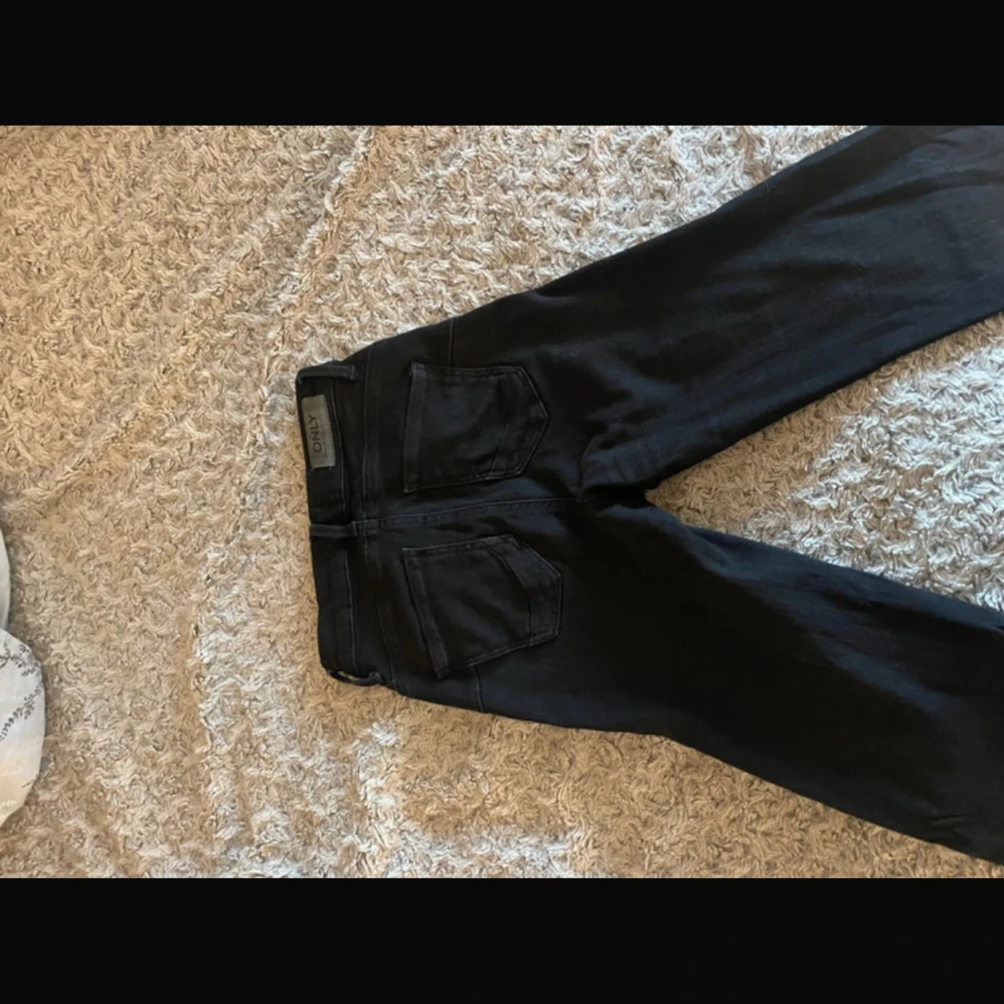 Svarta jeansbyxor - 91