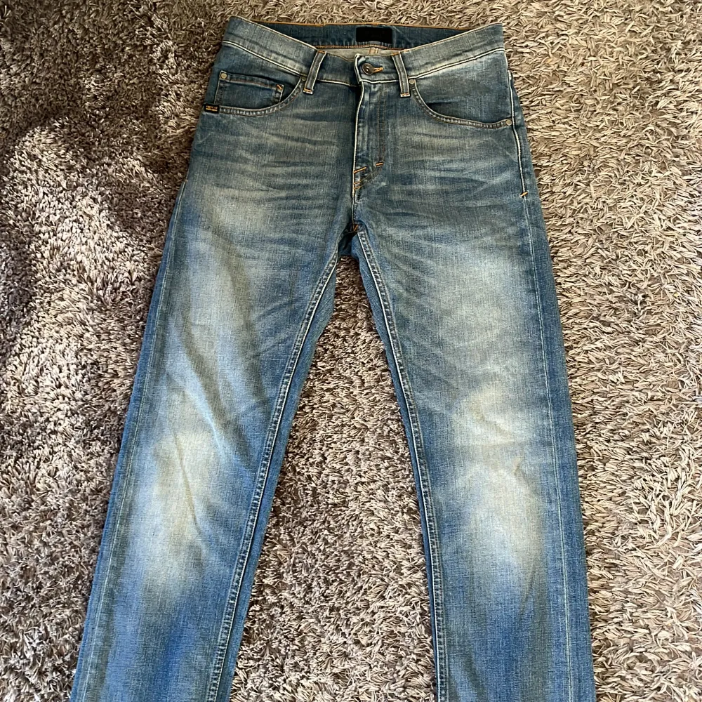 Sjukt fräscha Tiger of Sweden jeans | storlek 30/32 | Hör av er vid minsta fundering!😁. Jeans & Byxor.