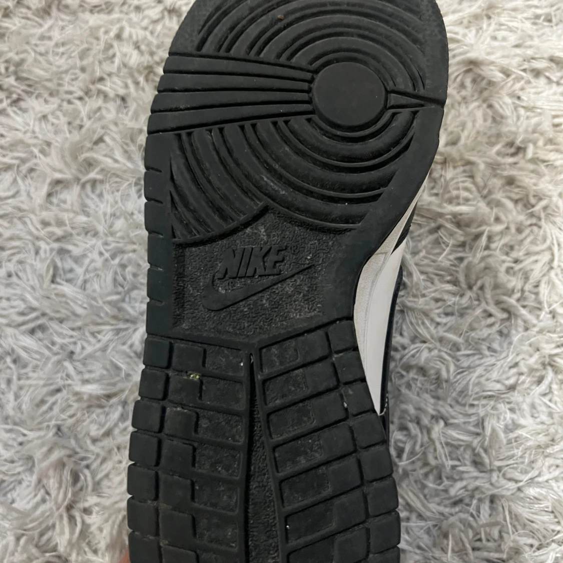 Nike panda dunks - 92