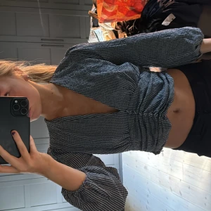 rutig blå fin topp - super snygg topp